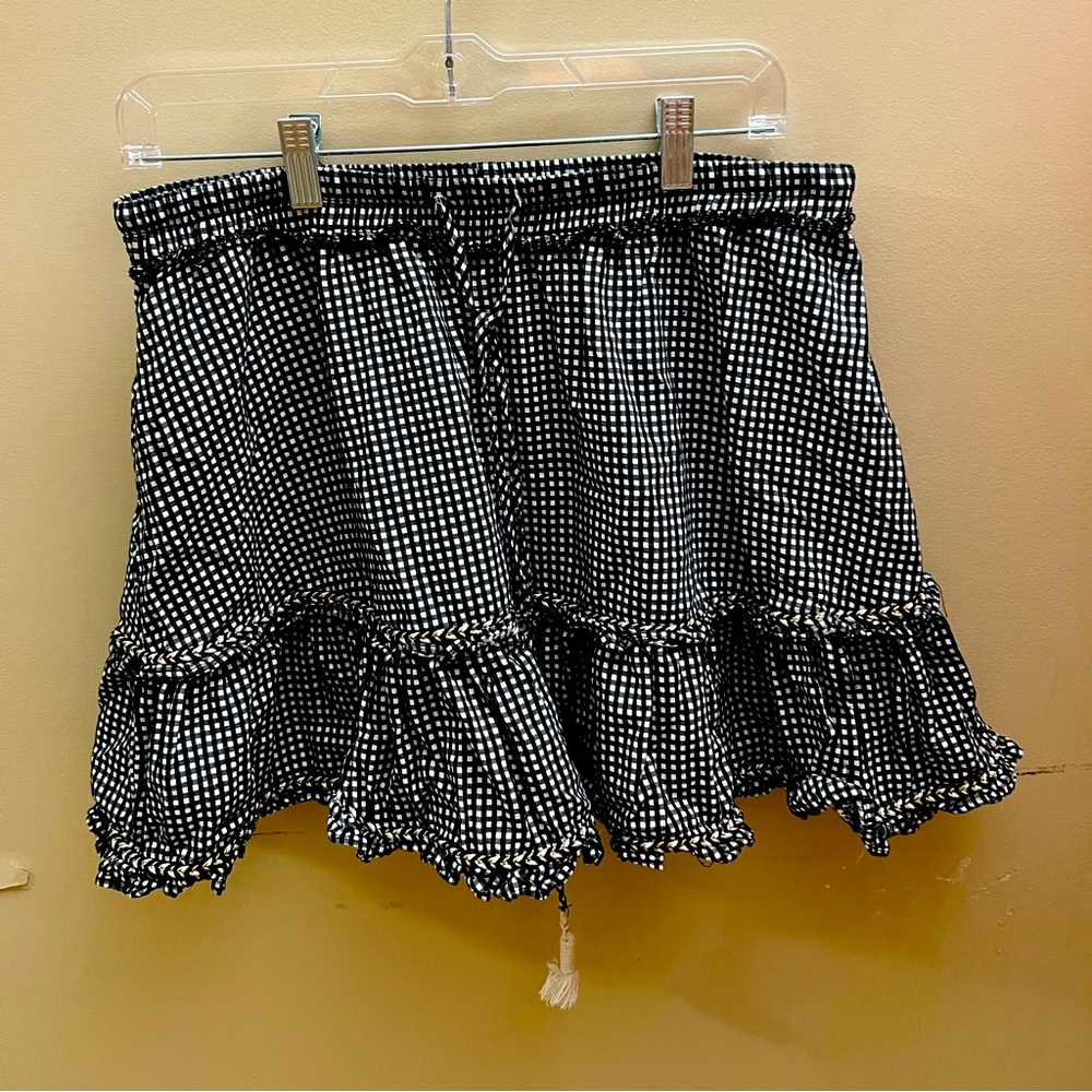 Cute plaid skirt